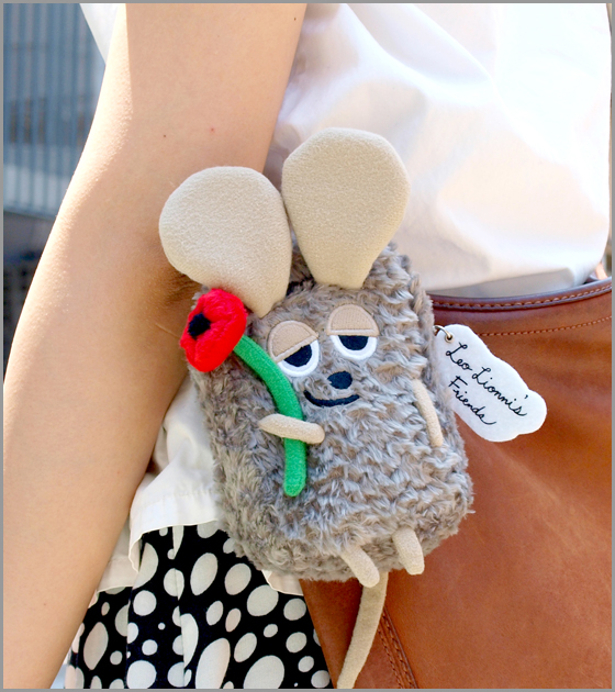 新商品のお知らせ】レオ・レオニグッズ「フレデリック モバイルケース